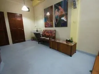 호스텔 Baan Bovorn *